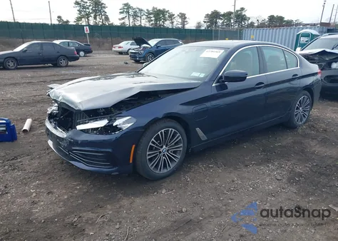 2020 BMW 530E xDrive Iperformance z USA, uszkodzony, nr VIN WBAJB1C09LCD80099
